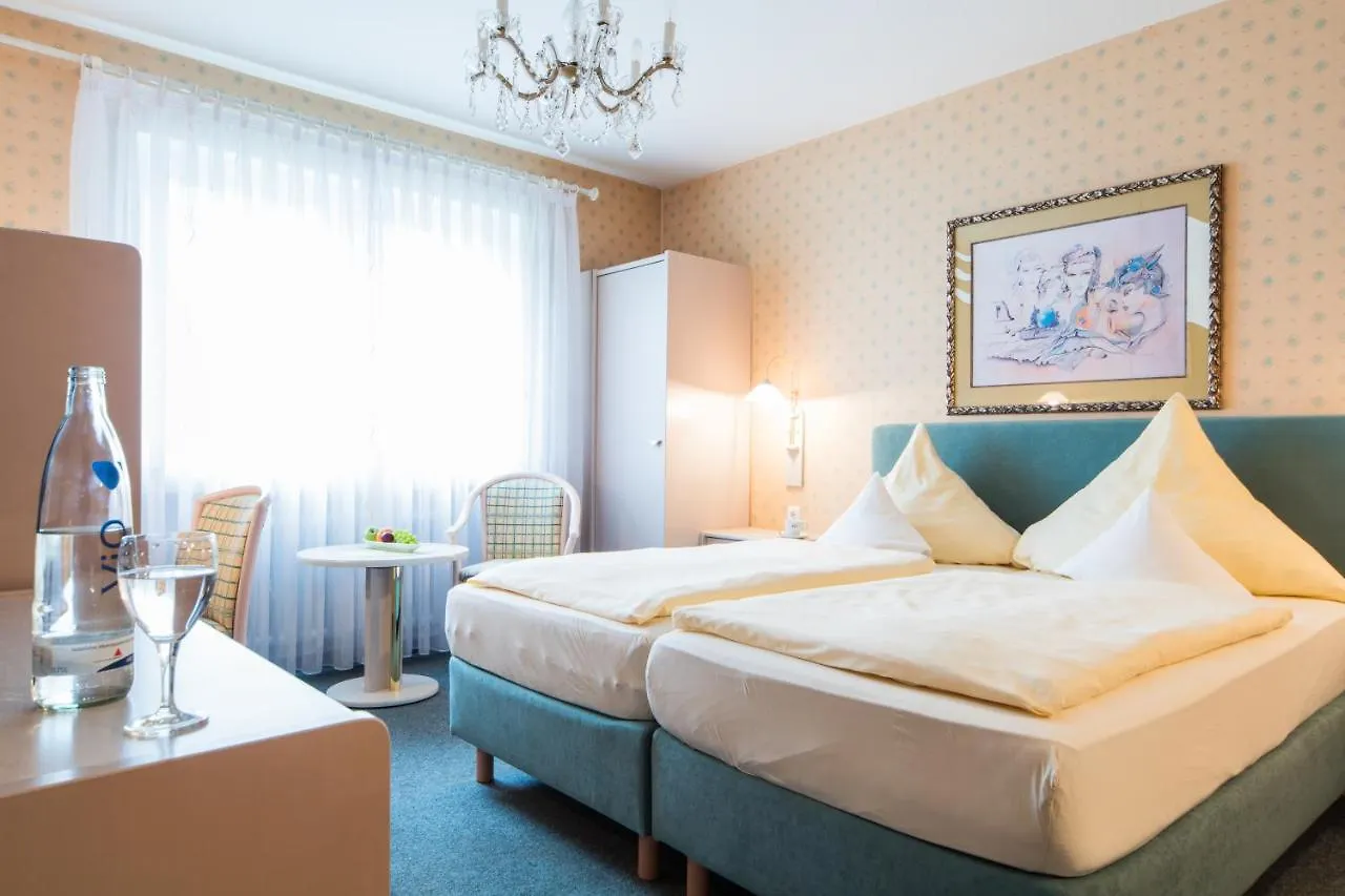 Ambient Hotel Am Europakanal Fuerth