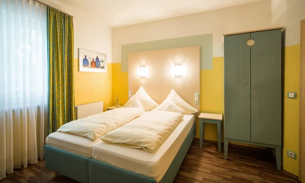 Ambient Hotel Am Europakanal Fuerth